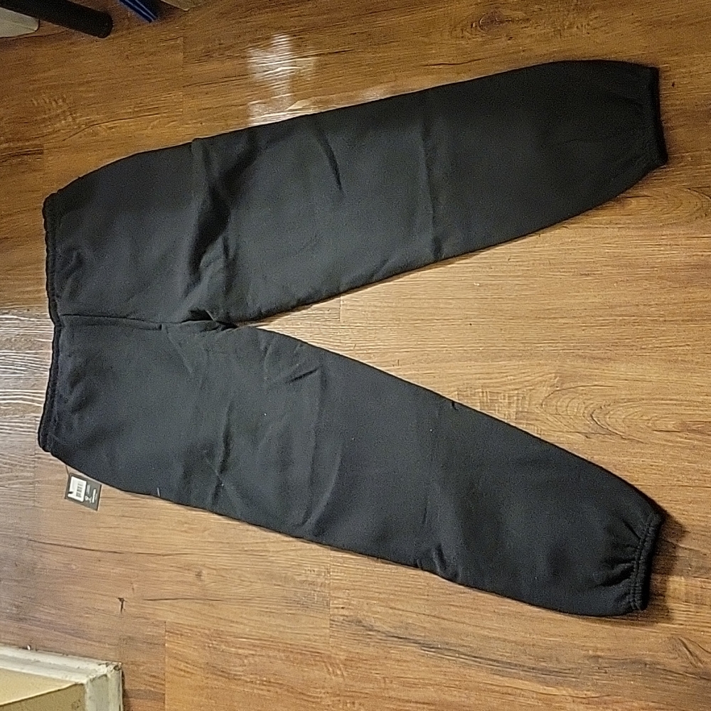 NWT Men's Black Brixton "Alton Line Fleece Jogger" comes in various sizes - Picture 7 of 7